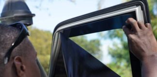 Haití prohibió tintado en los cristales de los vehículos