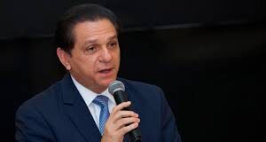 Primer lote de Pfizer llegaría al país este fin de semana, según SP