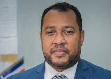 Miguel Ortega se indigna con Luis Abinader y dice Roberto Fulcar le manoteó el pecho