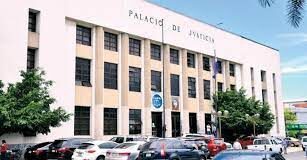 ABOGADOS DENUNCIAN FISCALÍA SE NIEGA A EJECUTAR ORDEN DE ARRESTO QUE INVOLUCRA FUNCIONARIO PÚBLICO