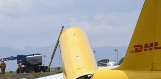 SE PARTE AVIÓN DE CARGA QUE INTENTABA ATERRIZAR EN COSTA RICA