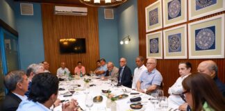 HOMERO FIGUEROA SE REÚNE CON DIRECTORES Y PROPIETARIOS DE MEDIOS DE COMUNICACIÓN SANTIAGO