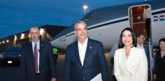 Abinader llega a Washington donde recibirá reconocimiento por su liderazgo en las Américas