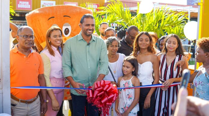 Inauguran parque de diversión en Boca Chica