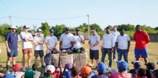 Home Run y FYRE llevan esperanza al béisbol en Nizao de Peravia