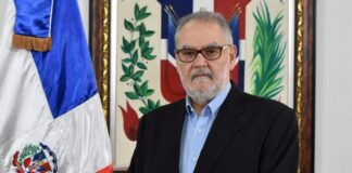 Ceara Hatton de Medio Ambiente a la SISALRIL