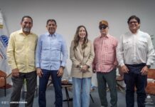 Elogian gestión de ministro de agricultura en panel agropecuario