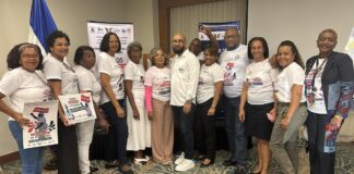 Empleados administrativos de hospitales públicos exigen aumento salarial