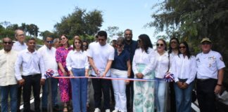 Collado inaugura construcción calles en turístico municipio de Sosúa