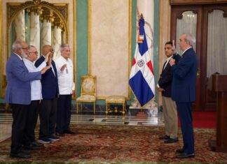 Presidente Abinader juramenta comisión de veeduría para supervisar obras deportivas financiadas con recursos recuperados de la corrupción