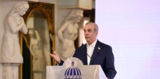 El presidente Abinader visitará en marzo Estados Unidos, Chile y Francia