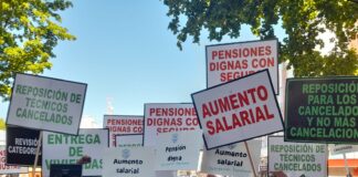 Profesionales Agropecuarios marchan hacia el Palacio Nacional