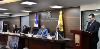 JCE presenta calendario electoral para las elecciones de 2028 y el Libro de Resultados Electorales 2024