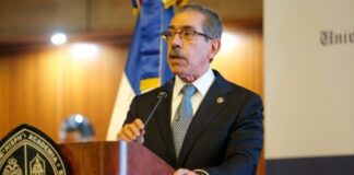 Jorge Asjana David inscribe formalmente su candidatura a la rectoría de la UASD