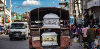 Al menos 70 muertos en una masacre perpetrada por bandas en Haití, según una ONG local