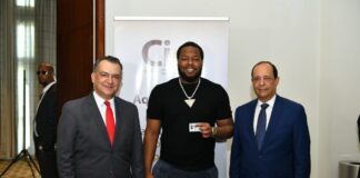 JCE entrega nueva cédula a integrantes de la selección dominicana del Clásico Mundial de Béisbol 2026