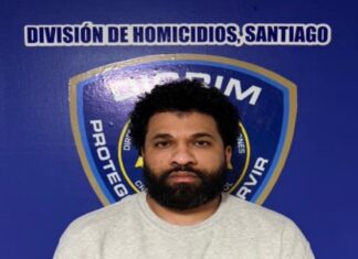 Policía Nacional arresta a hombre deportado de EE. UU. vinculado a homicidio ocurrido en Santiago en 2019