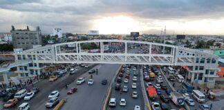 Antonio Marte saluda y agradece construcción puente peatonal kilómetro 9; reitera no habrá aumento de pasajes por Semana Santa