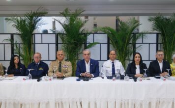 Ministra Faride Raful advierte sobre “cultura del desorden” y llama a ayudar primero antes de grabar