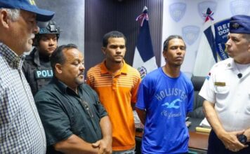 Policía informa que se entregaron dos de los prófugos vinculados a la muerte de un oficial superior en el sector Villa Juana