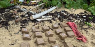 Autoridades incautan 19 pacas de hachís en costas de Miches
