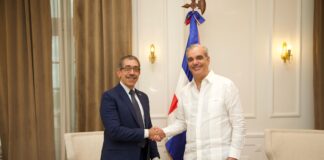 Presidente Abinader recibe en el Palacio Nacional al nuevo rector electo de la UASD, Jorge Asjana David