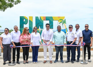David Collado inaugura parador Fotográfico en Punta Rucia, Puerto Plata