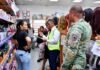 Ministerio de Trabajo inspecciona y sanciona 101 tiendas de inversionistas chinos por numerosas violaciones laborales