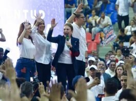Carolina Mejía juramenta 32 comandos provinciales de la juventud de su proyecto presidencial